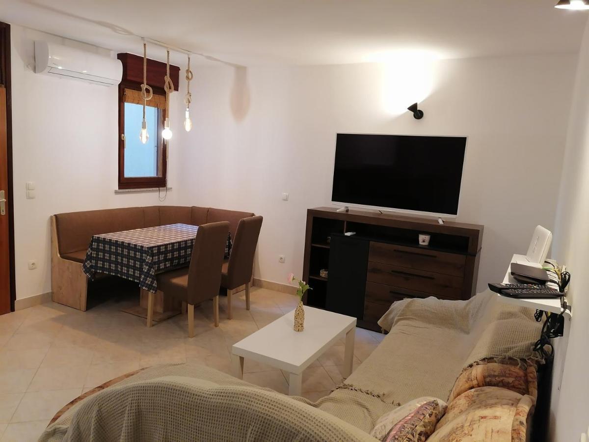 Kika Apartment Dramalj Luaran gambar